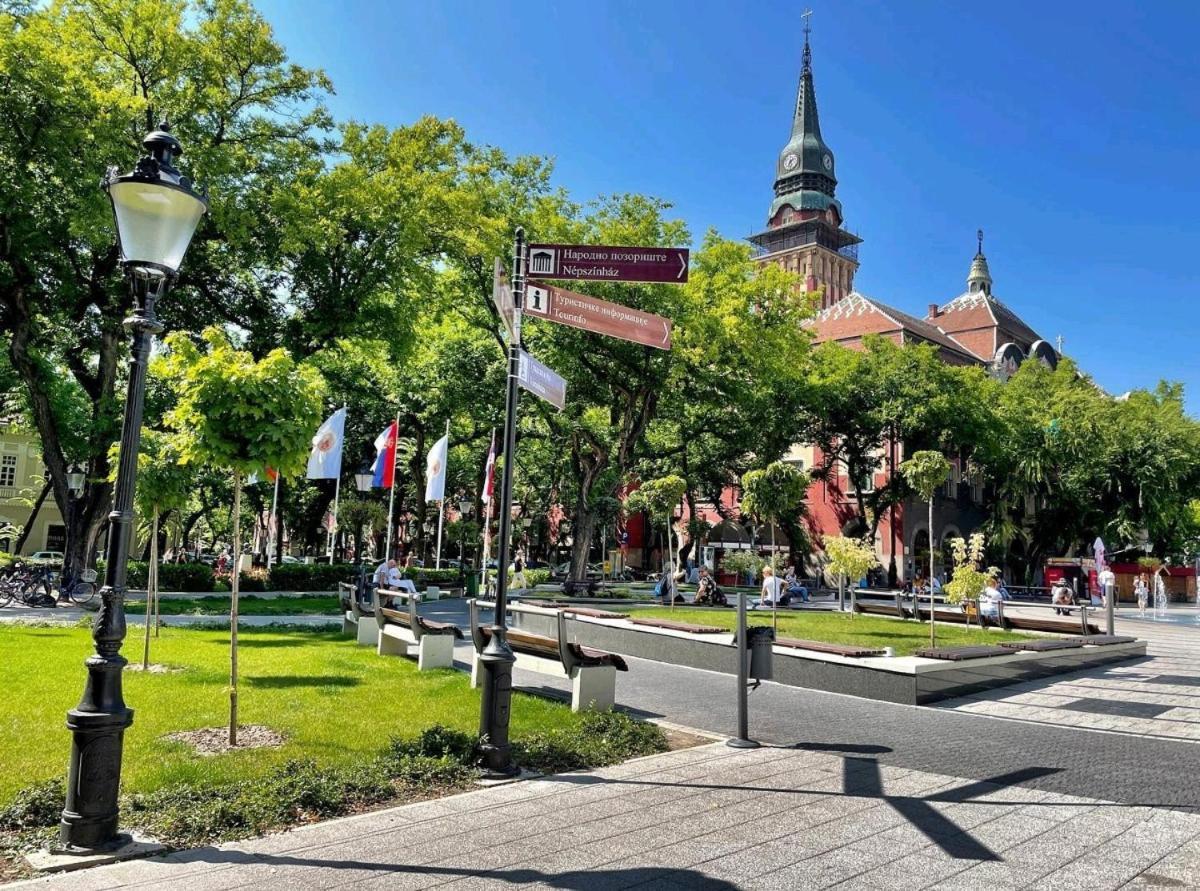 Apartman Su Libero Apartment Subotica Luaran gambar