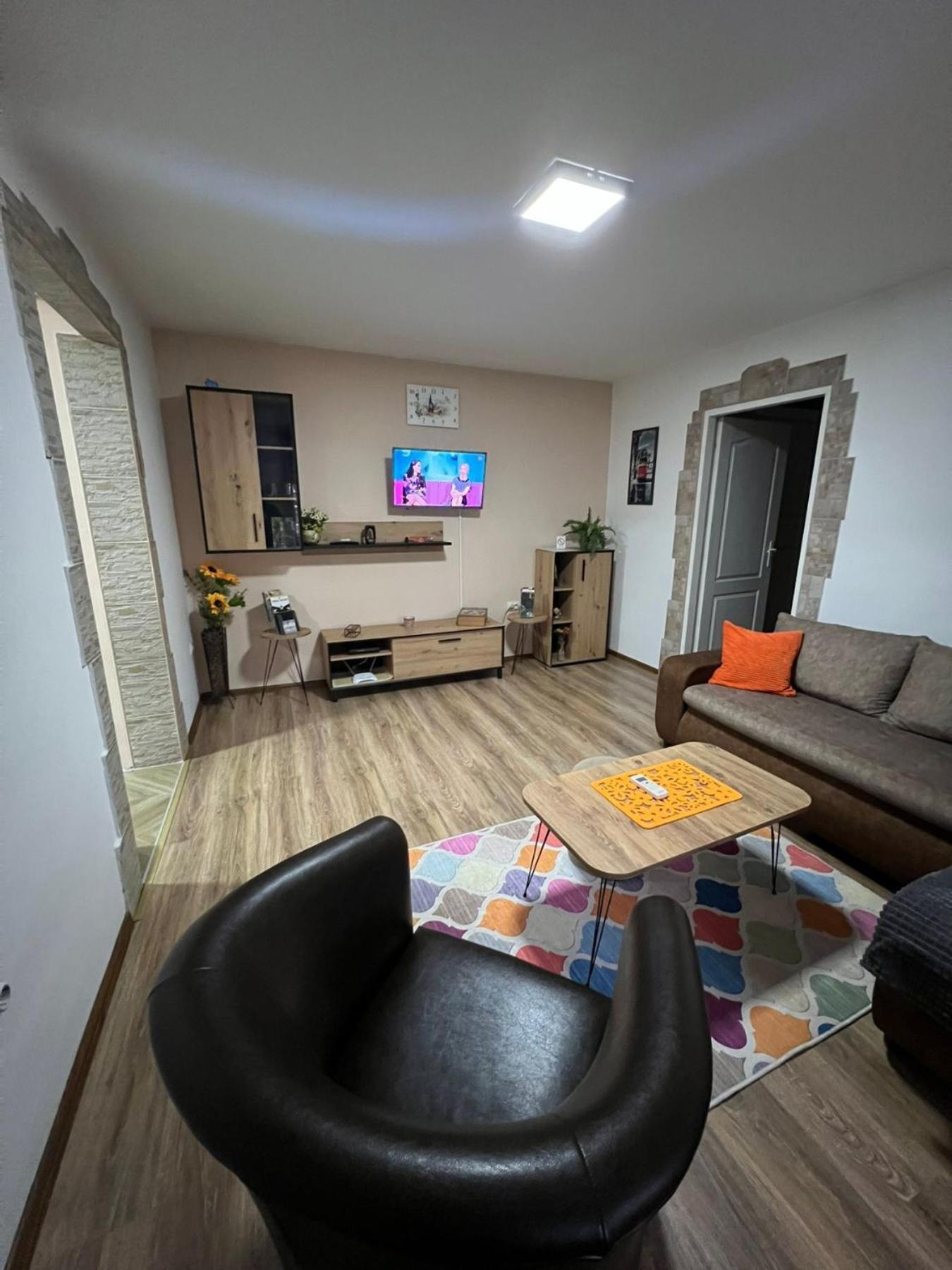 Apartman Su Libero Apartment Subotica Luaran gambar